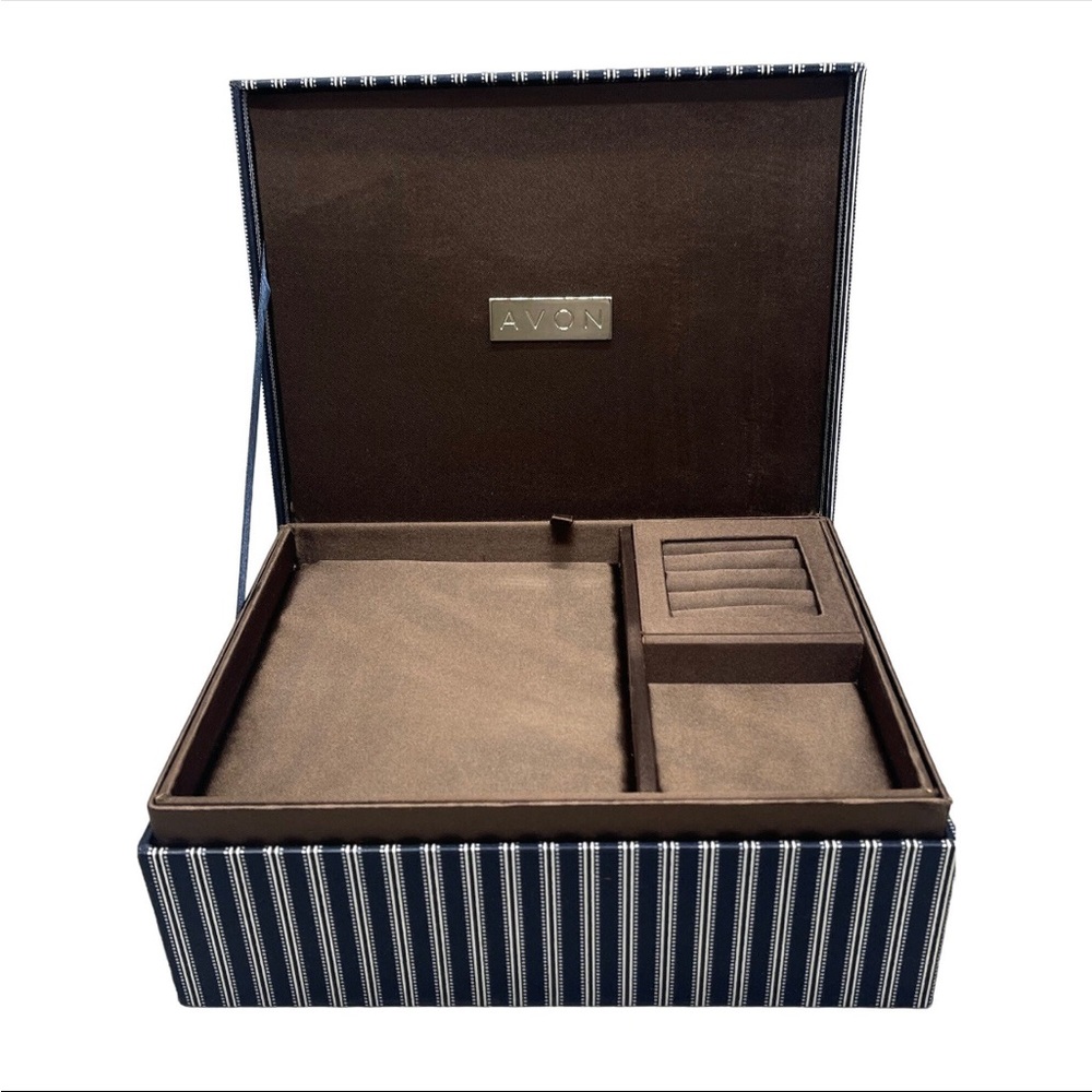 Vintage Exclusive Avon Jewelry Box